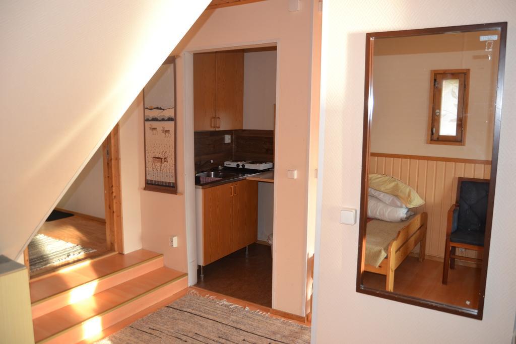 Kelotin Rantamajat Hotel Leppäjärvi Ruang foto